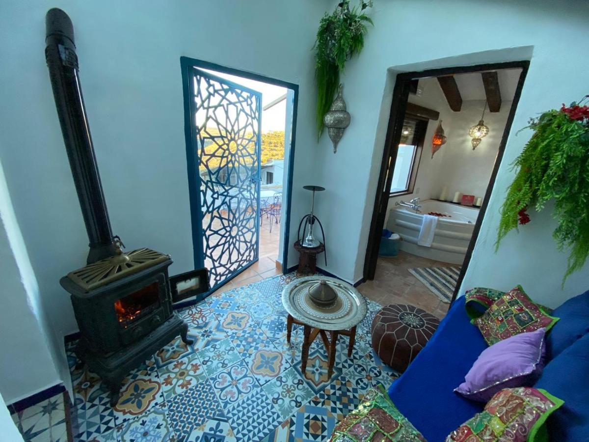 El Escondite De Martina, Aticos Romanticos Setenil De Las Bodegas Екстериор снимка
