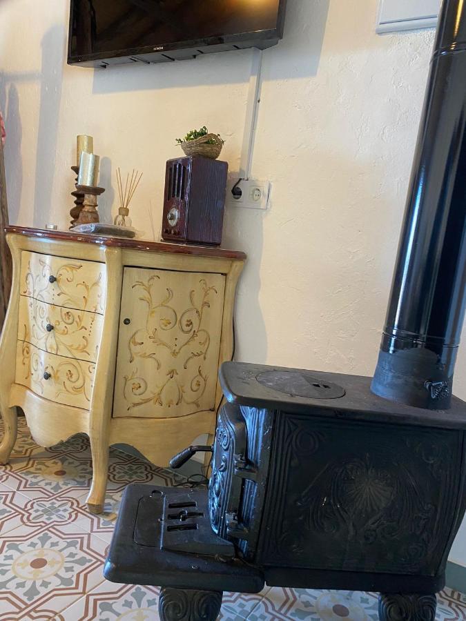El Escondite De Martina, Aticos Romanticos Setenil De Las Bodegas Екстериор снимка