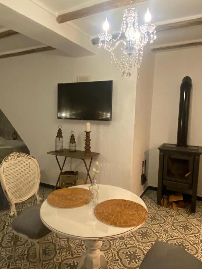 El Escondite De Martina, Aticos Romanticos Setenil De Las Bodegas Екстериор снимка